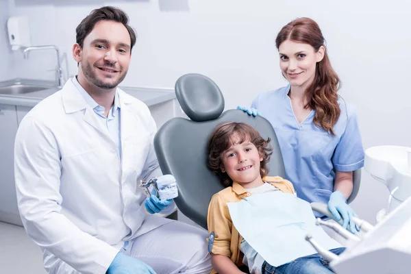 Early Warning Signs How Dentists Identify Oral Health Issues Fast