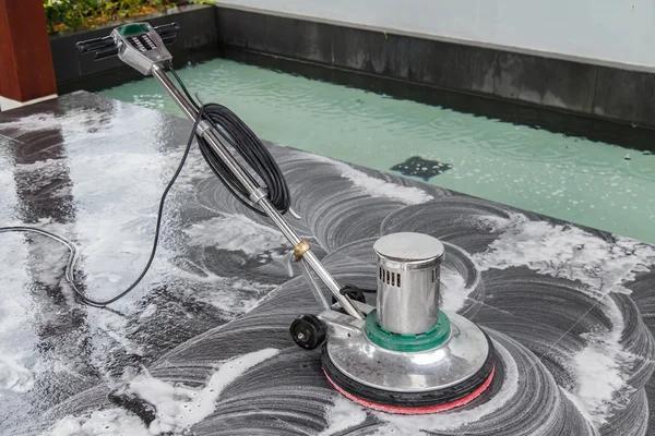 How a Reliable Commercial Cleaning Team Boosts Workplace Productivity
